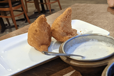 Vegetable Samosa 2 pc